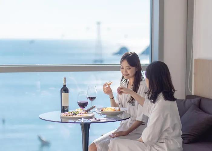 Fairfield By Marriott Busan Songdo Beach